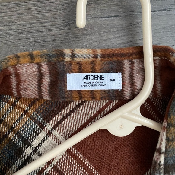 Plaid shirt/shacket - Picture 2 of 2